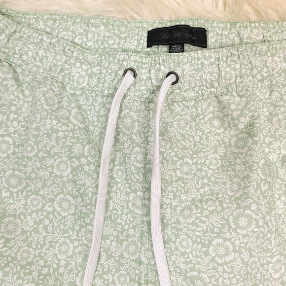 NEW‎ Saks Fifth Avenue Swim Trunks XL Green Floral Pockets Lined Nylon Blend - Picture 3 of 13